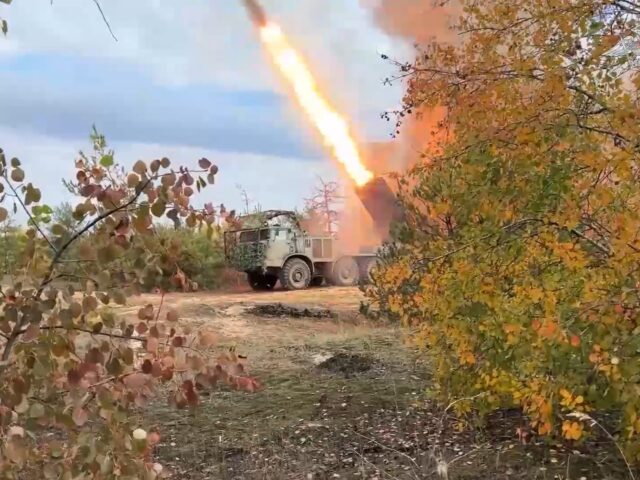 Секретный объект ВСУ на воздух: взрыв НПЗ в Чугуеве вынес военных НАТО 